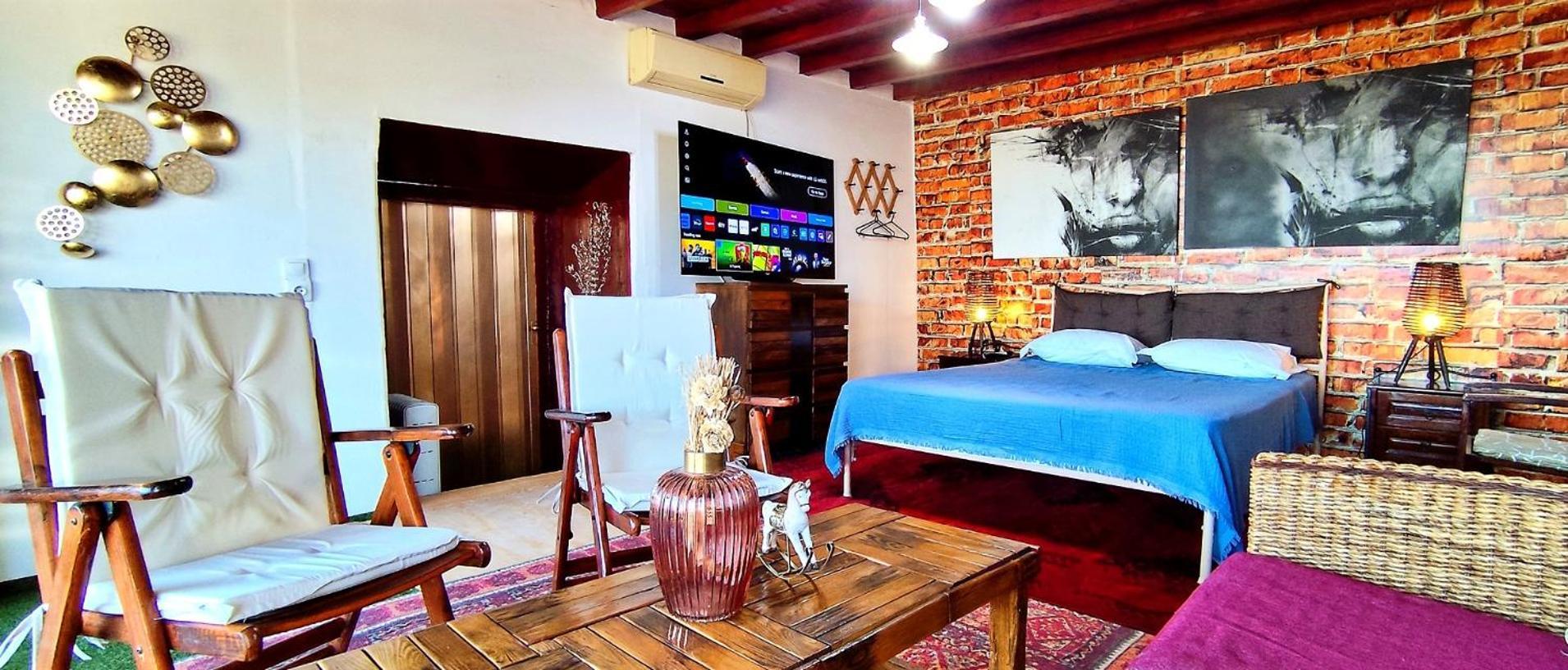 Apartment Cozy House With Amazing View! *